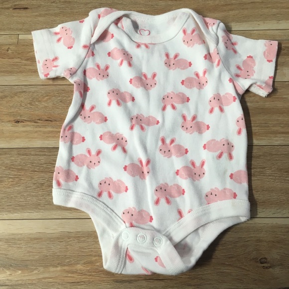 Lot of 4 Onesies 0-3 months short sleeve Snap Girls Pink White Purple Mom - Picture 4 of 5